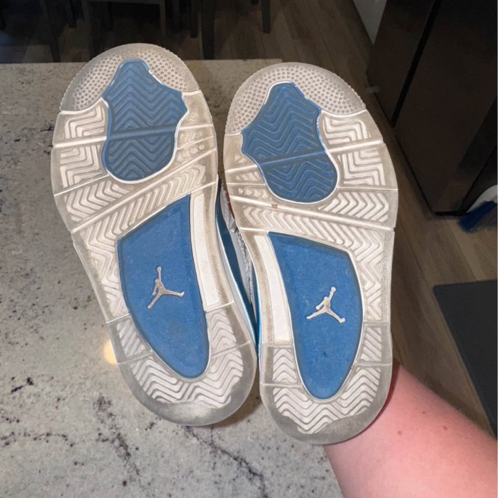 Jordan 4 Retro - Picture 4 of 4